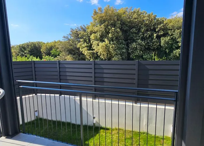 Seaside Barbariga * Peroj